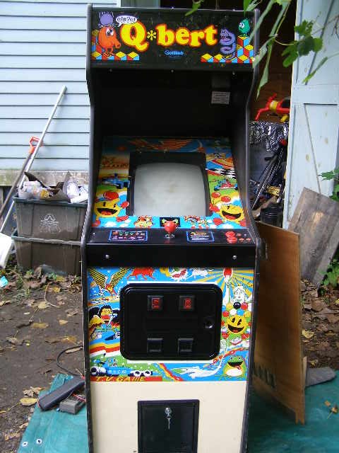 Q-Bert bootleg, front view with new CP installed.